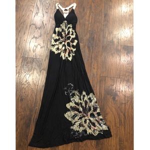 Sexy maxi slimming dress!